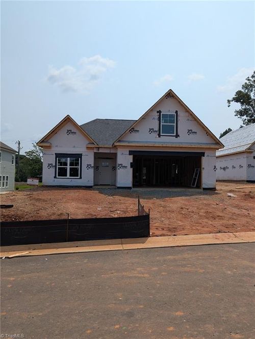 120 Carolina Cir, Winston Salem, NC, 27104-3219 | Card Image