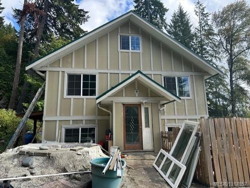 9725 Youbou Rd, Youbou, BC, V0R3E1 | Card Image