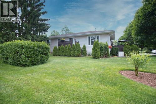 317 Oak St E, Bothwell, ON, N0P1C0 | Card Image