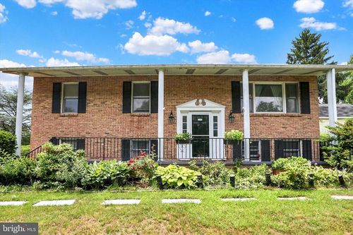 199 Delmont Ave, MIDDLETOWN, PA, 17057-3216 | Card Image