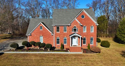 2832 Kensington St, Athens, TN, 37303-5021 | Card Image