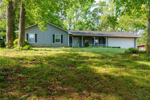 20 Lakeside Dr, Ellenwood, GA, 30294-2503 | Card Image