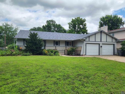 2008 Meadowlark Ln, Emporia, KS, 66801-6128 | Card Image