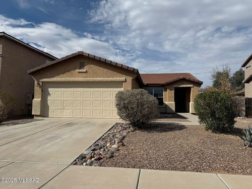 5716 W Rattler St, Tucson, AZ, 85742-8330 | Card Image