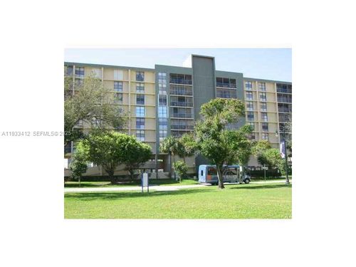 117-251 172nd St, Sunny Isles Beach, FL, 33160-3437 | Card Image