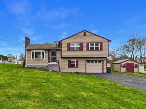 18 Duke St, Somerset, MA, 02726 | Card Image