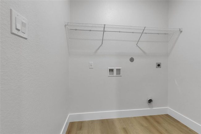 1211 Diamond Drape Dr, House other with 3 bedrooms, 2 bathrooms and 2 parking in Rosharon TX | Image 12