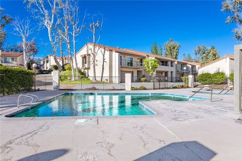 19519 Rinaldi St, Porter Ranch, CA, 91326-3756 | Card Image