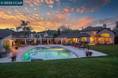 21 Meadow Lake Dr, Danville, CA, 94506-4731 | Card Image