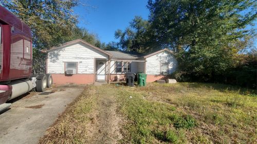 7641 Bywood St, Houston, TX, 77028-2403 | Card Image