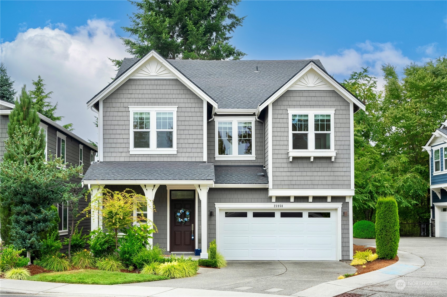 45th Ter, Sammamish, WA 98029