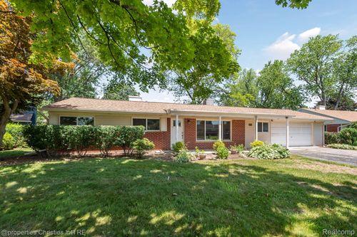 41088 Malott, Novi, MI, 48375-3537 | Card Image