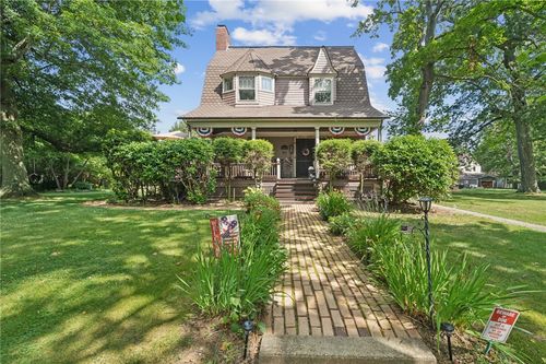 126 Fayette St, Johnstown, PA, 15905-2428 | Card Image
