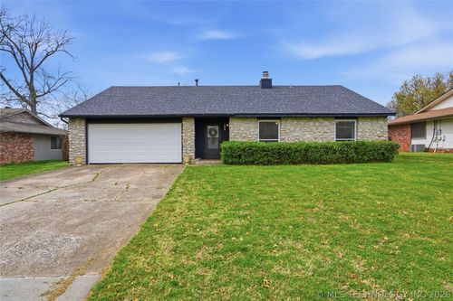 4330 S Lakewood Ave, Tulsa, OK, 74135-6538 | Card Image