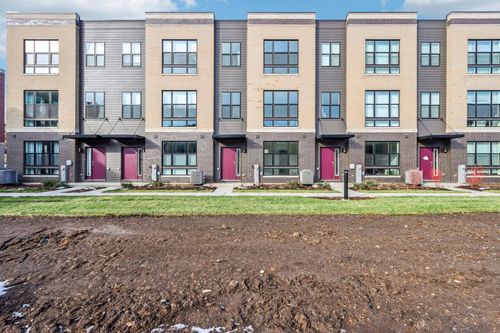 361 Summit Cir, Lombard, IL, 60148-3877 | Card Image