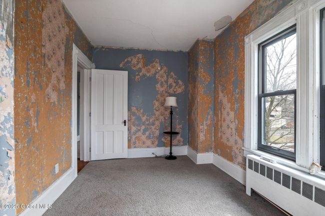 162 Elm St, House other with 5 bedrooms, 3 bathrooms and 3 parking in Cobleskill NY | Image 37