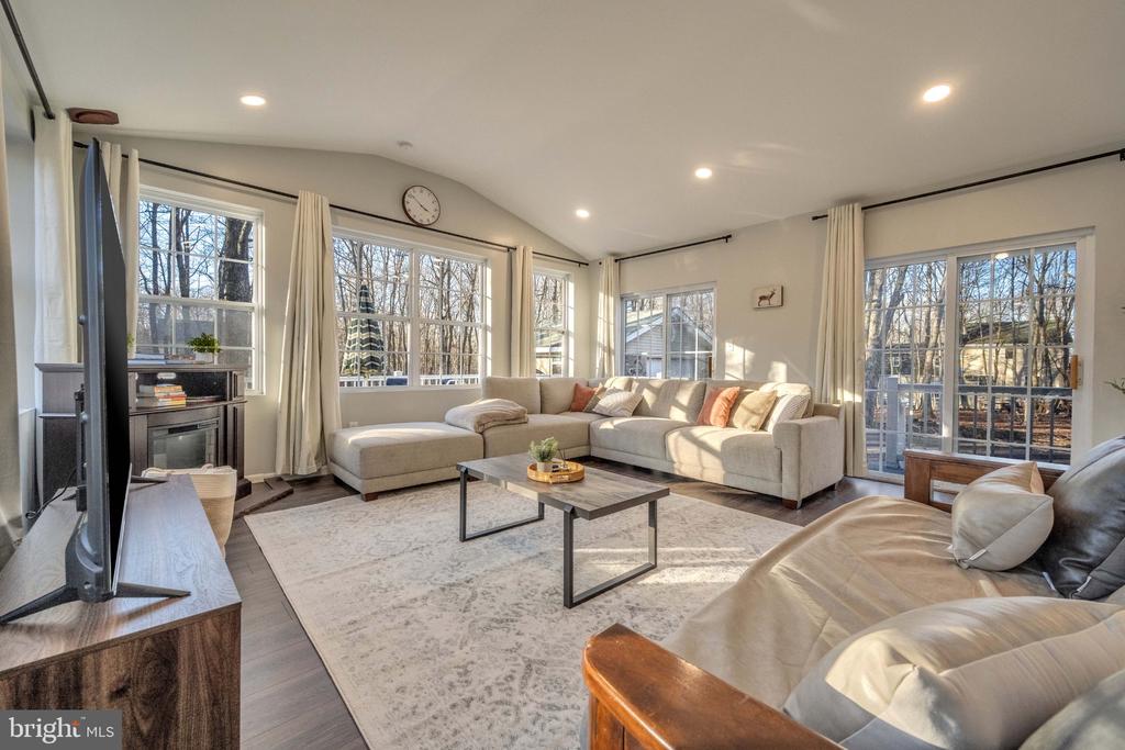 Residential Lease in ALBRIGHTSVILLE 4