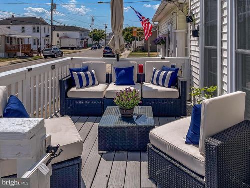 32 Franklin Ave, Seaside Heights, NJ, 08751-2504 | Card Image