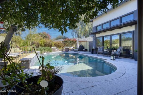 3230 E Colter St, Phoenix, AZ, 85018-1419 | Card Image