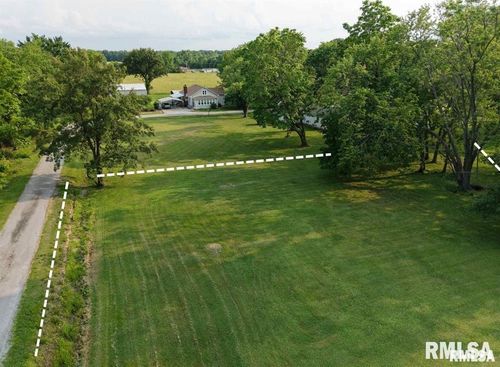 000 N Sunny Slope St, West Frankfort, IL, 62896 | Card Image