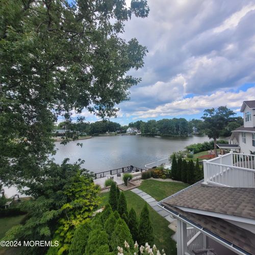 2-1 Sunset Dr, Asbury Park, NJ, 07712-4975 | Card Image
