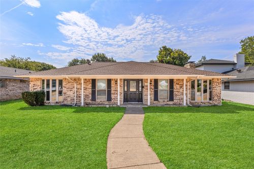 610 Flamingo Way, Duncanville, TX, 75116-3831 | Card Image