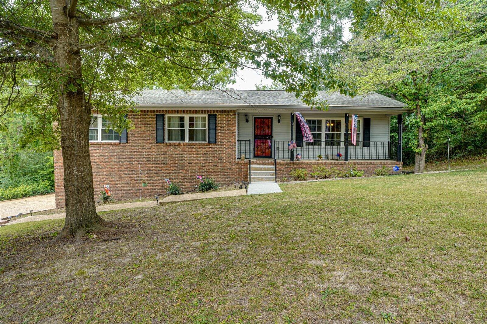 Peyton Dr, Hixson, TN 37343