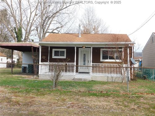 112 Pennsylvania Ave N, Saint Albans, WV, 25177-1711 | Card Image