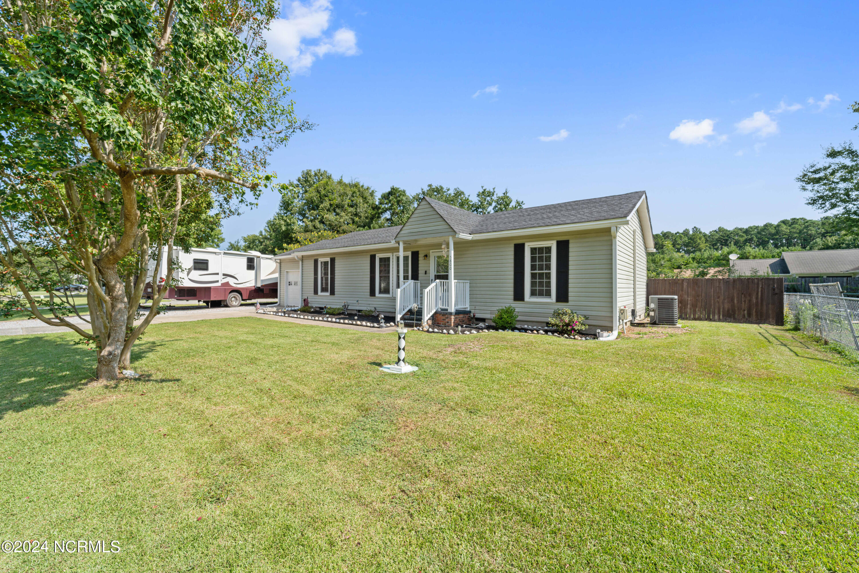 County Line Rd, New Bern, NC 28562