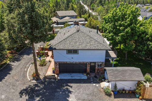 61573 E Lake Drive, Bend, OR, 97702 | Card Image