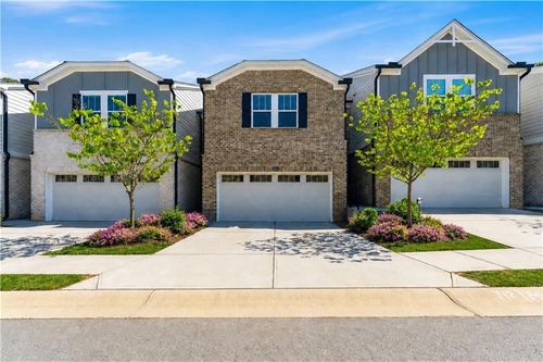 1665 Villageside Ct, Lawrenceville, GA, 30043-4419 | Card Image