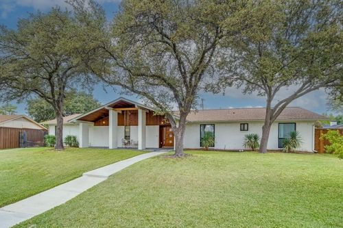 3623 Pebble Beach Dr, Farmers Branch, TX, 75234-2545 | Card Image