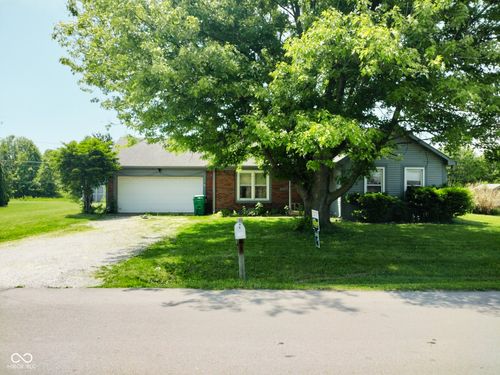 146 Shelton Dr, Avon, IN, 46123-8979 | Card Image