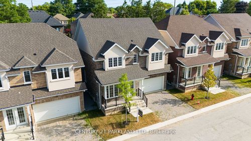 {{alt}} | Card Image