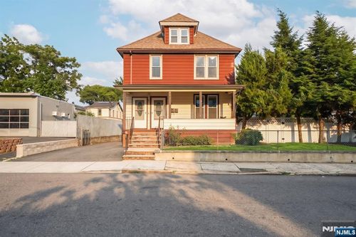 92 Union Ave, Belleville, NJ, 07109-1627 | Card Image