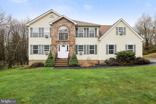 5175 White Birch Dr, Long Pond, PA, 18334-7845 | Card Image