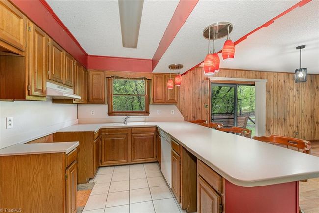 3795 Red Fox Rd, House other with 3 bedrooms, 2 bathrooms and null parking in Trinity NC | Image 9
