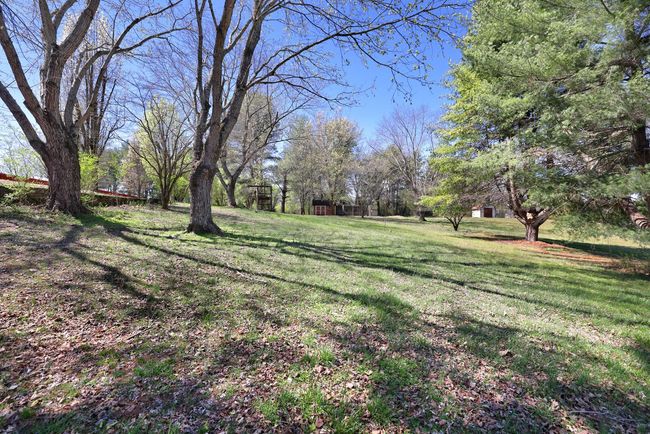 1070 Cliff White Rd, House other with 3 bedrooms, 2 bathrooms and 2 parking in Columbia TN | Image 38