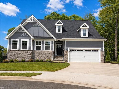 MM Sullivan St, Yorktown, VA, 23692 | Card Image