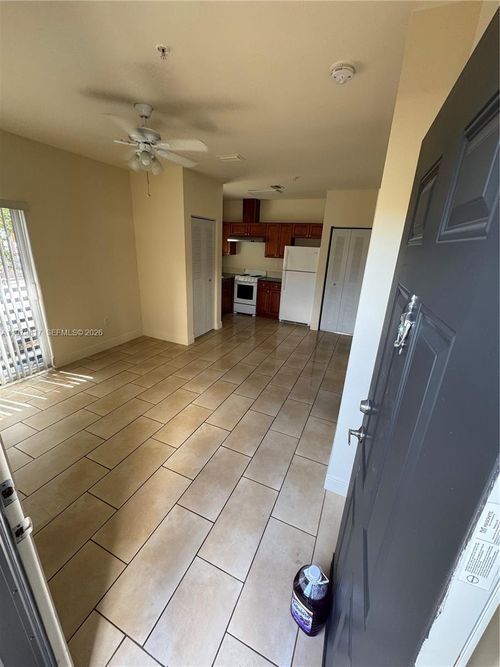 apt-101-1315 Nw 1st St, Miami, FL, 33125-5754 | Card Image