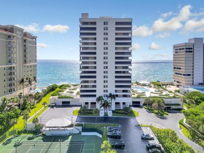 14-D - 5280 N Ocean Drive, Condo with 2 bedrooms, 2 bathrooms and null parking in Riviera Beach FL | Image 1