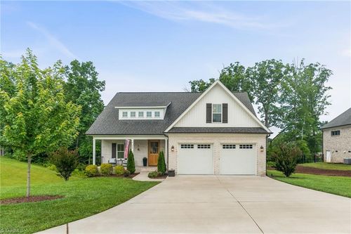 328 Prescott Dr, Winston-Salem, NC, 27107-6182 | Card Image
