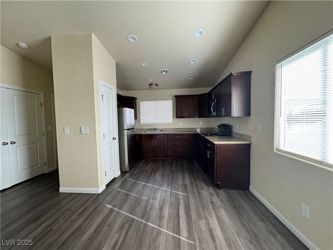 3 - 640 E Alabama St, Home with 2 bedrooms, 2 bathrooms and null parking in Pahrump NV | Image 4