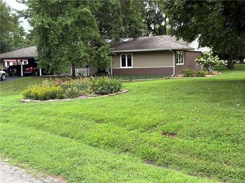 3 Northern Dr, Decatur, IL, 62521-4664 | Card Image