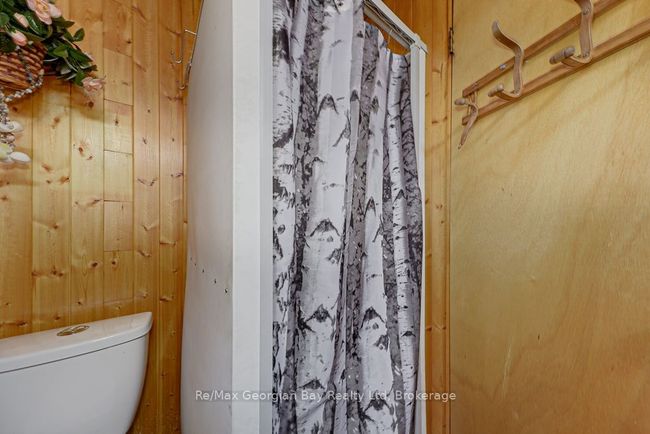 15SR405 Severn River Shore, House other with 4 bedrooms, 2 bathrooms and null parking in Coldwater ON | Image 15