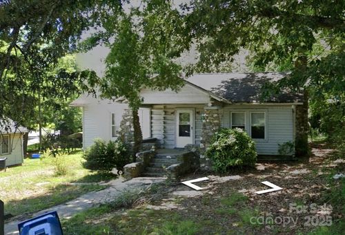 415 W Main St, Troy, NC, 27371-2929 | Card Image