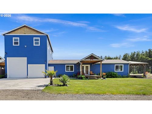 205 9th St, LongBeach, WA, 98631 | Card Image