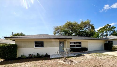 644 Manor Dr W, DUNEDIN, FL, 34698-7805 | Card Image