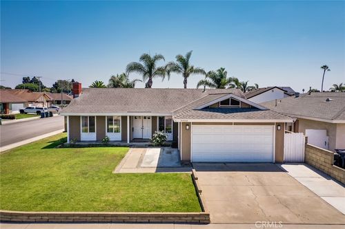 21032 Greenboro Ln, Huntington Beach, CA, 92646-7019 | Card Image
