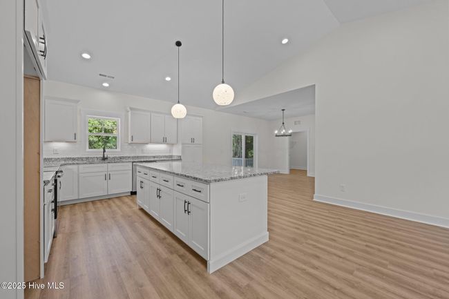 904 Nautillus Ct, House other with 3 bedrooms, 2 bathrooms and 2 parking in New Bern NC | Image 12